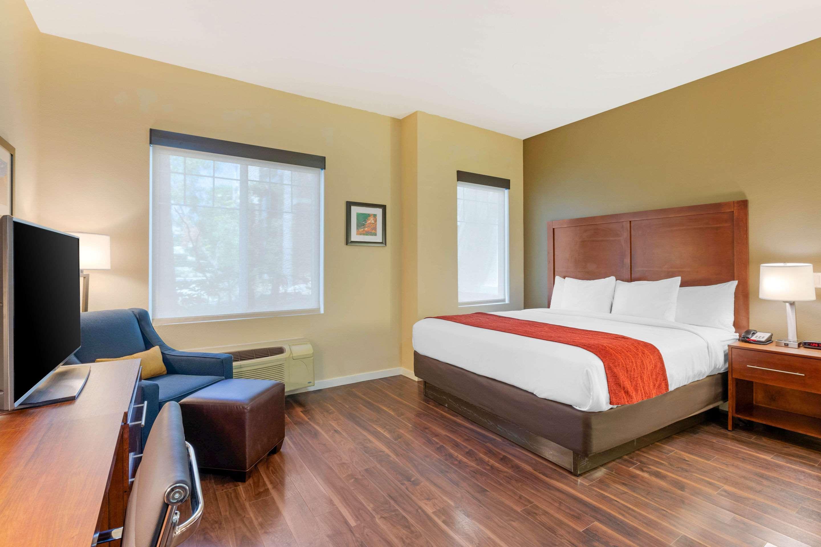 Comfort Inn & Suites Near Ontario Airport Esterno foto