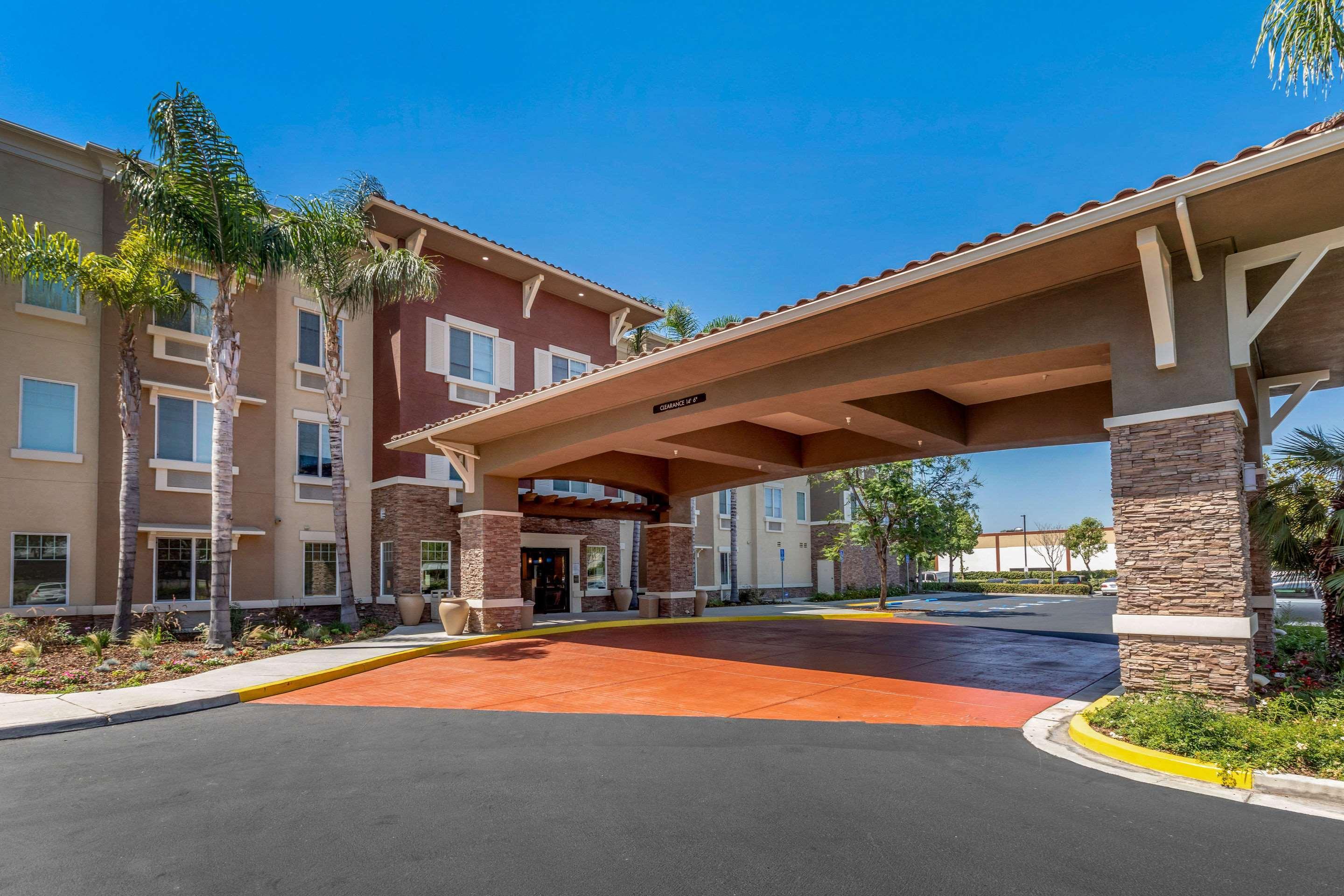Comfort Inn & Suites Near Ontario Airport Esterno foto