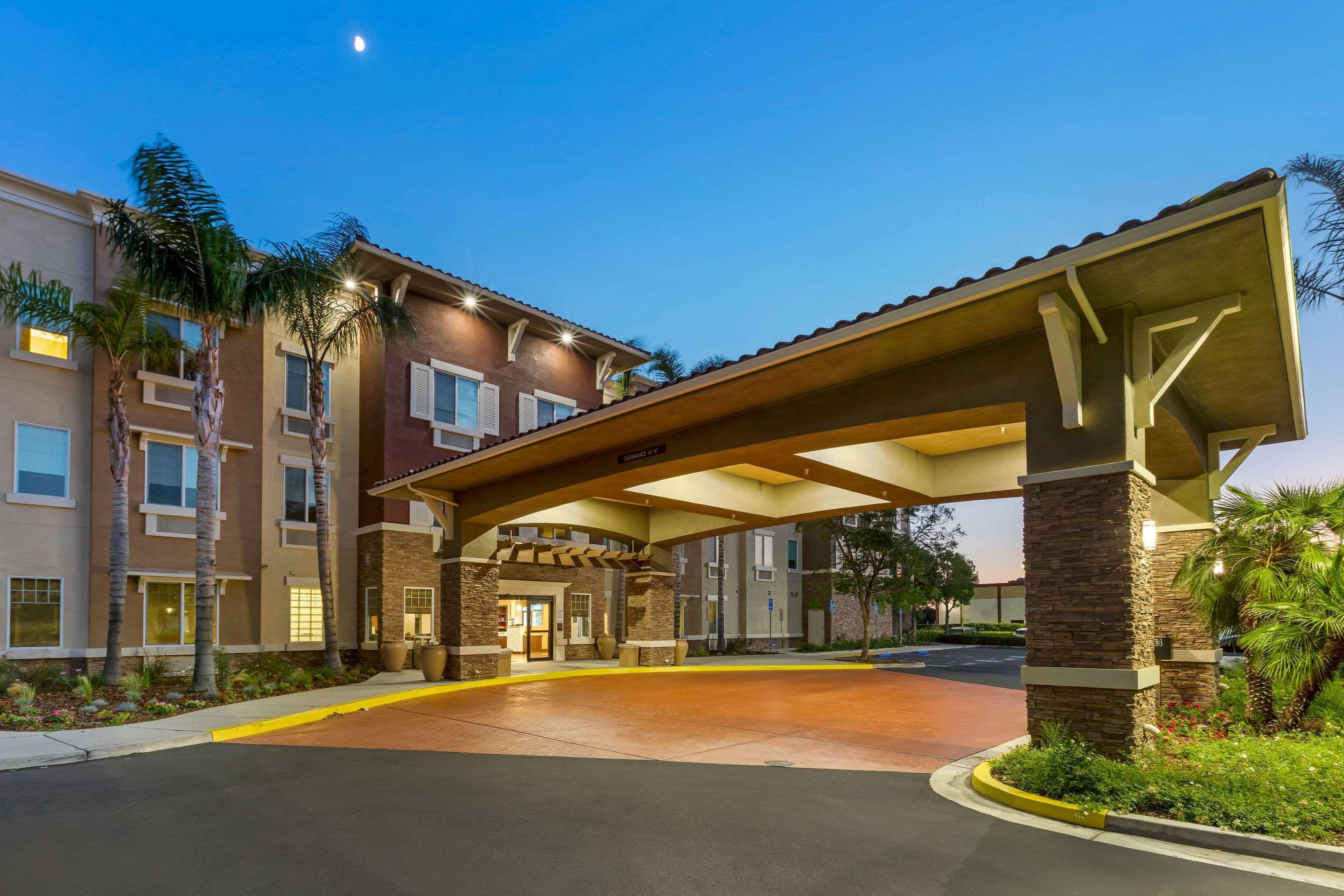 Comfort Inn & Suites Near Ontario Airport Esterno foto