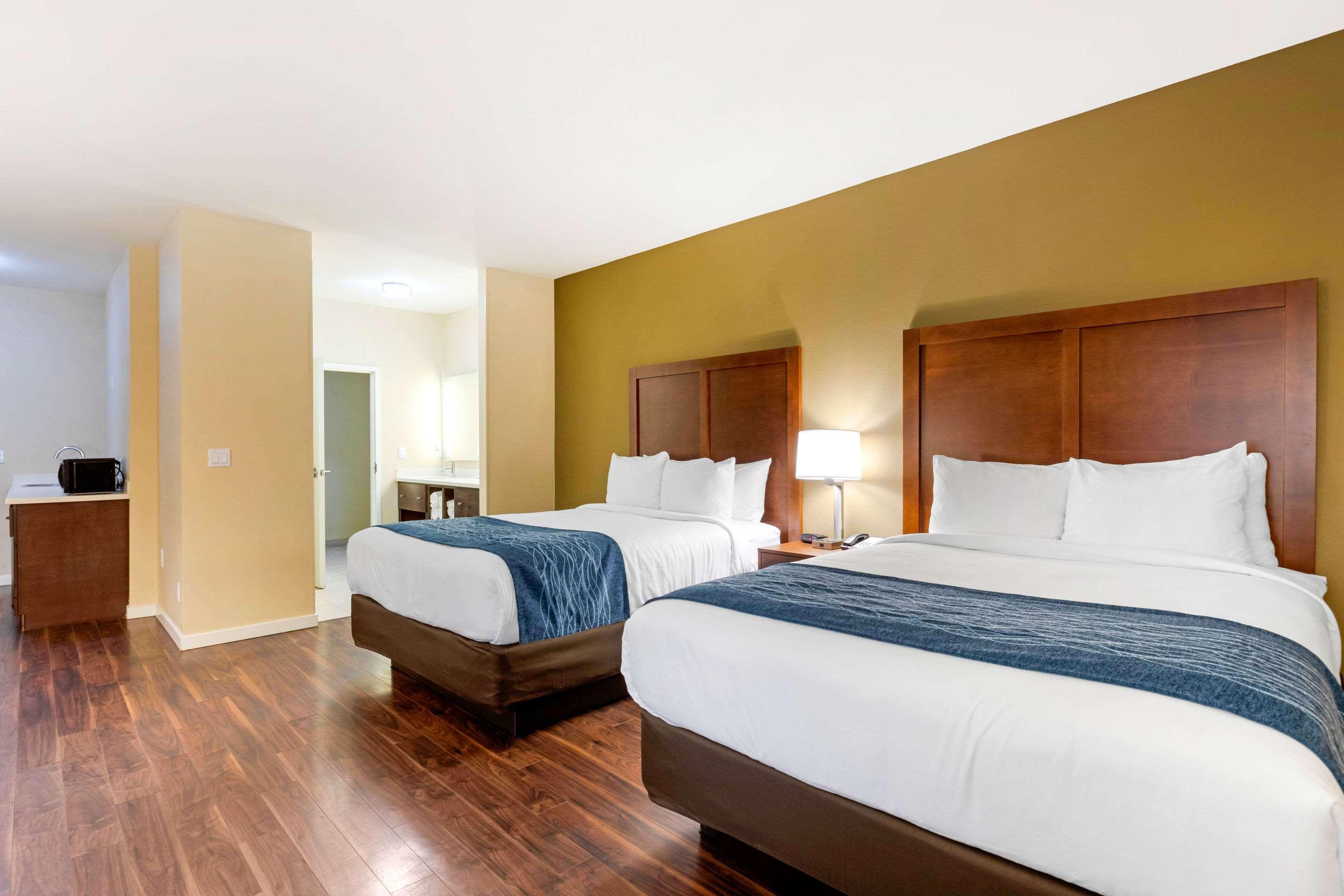 Comfort Inn & Suites Near Ontario Airport Esterno foto
