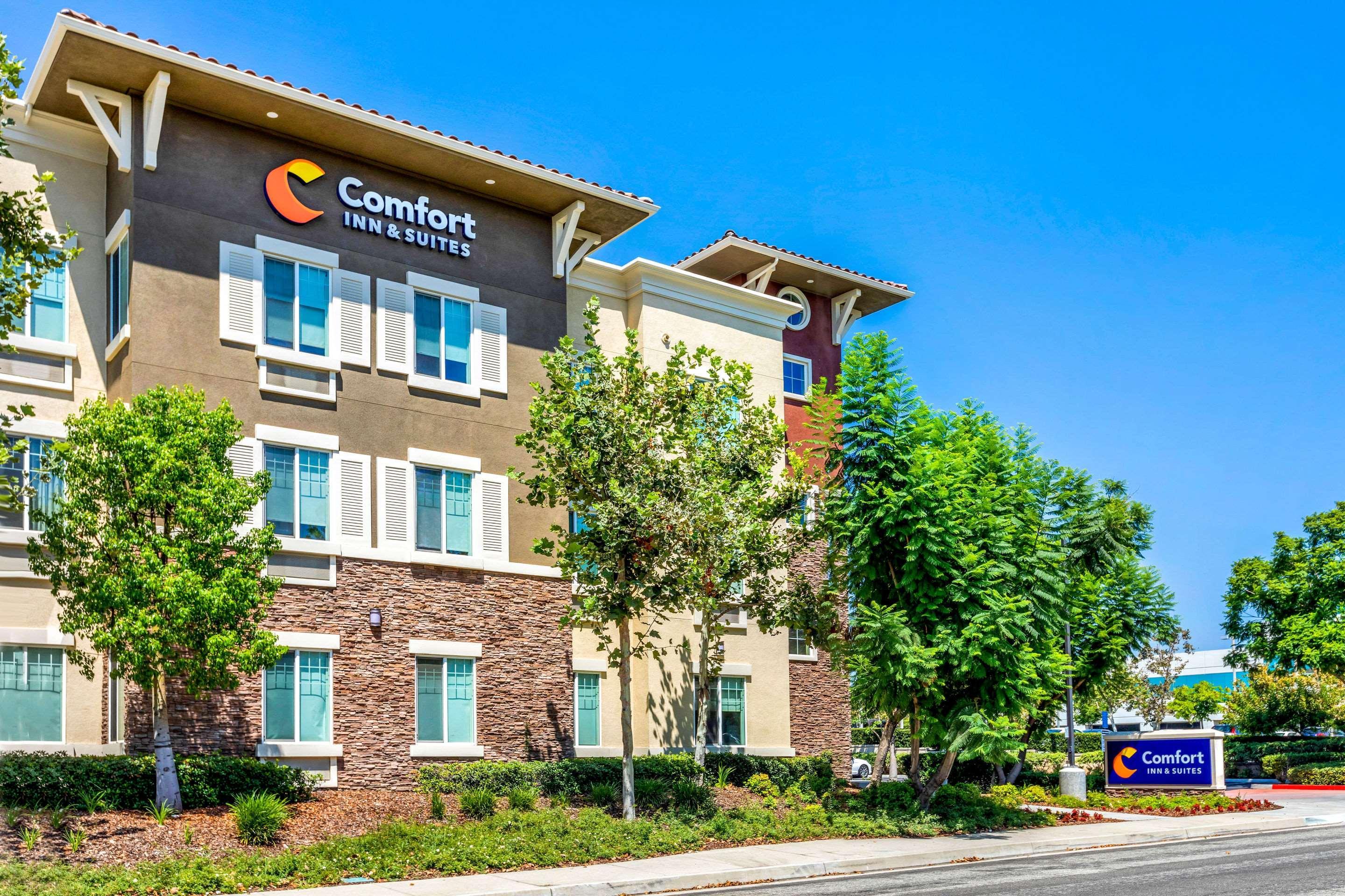 Comfort Inn & Suites Near Ontario Airport Esterno foto