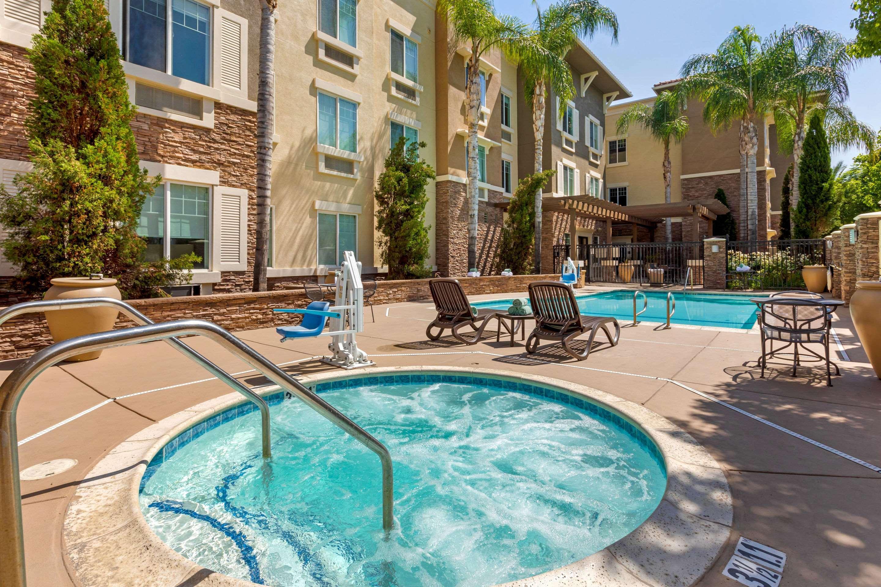 Comfort Inn & Suites Near Ontario Airport Esterno foto