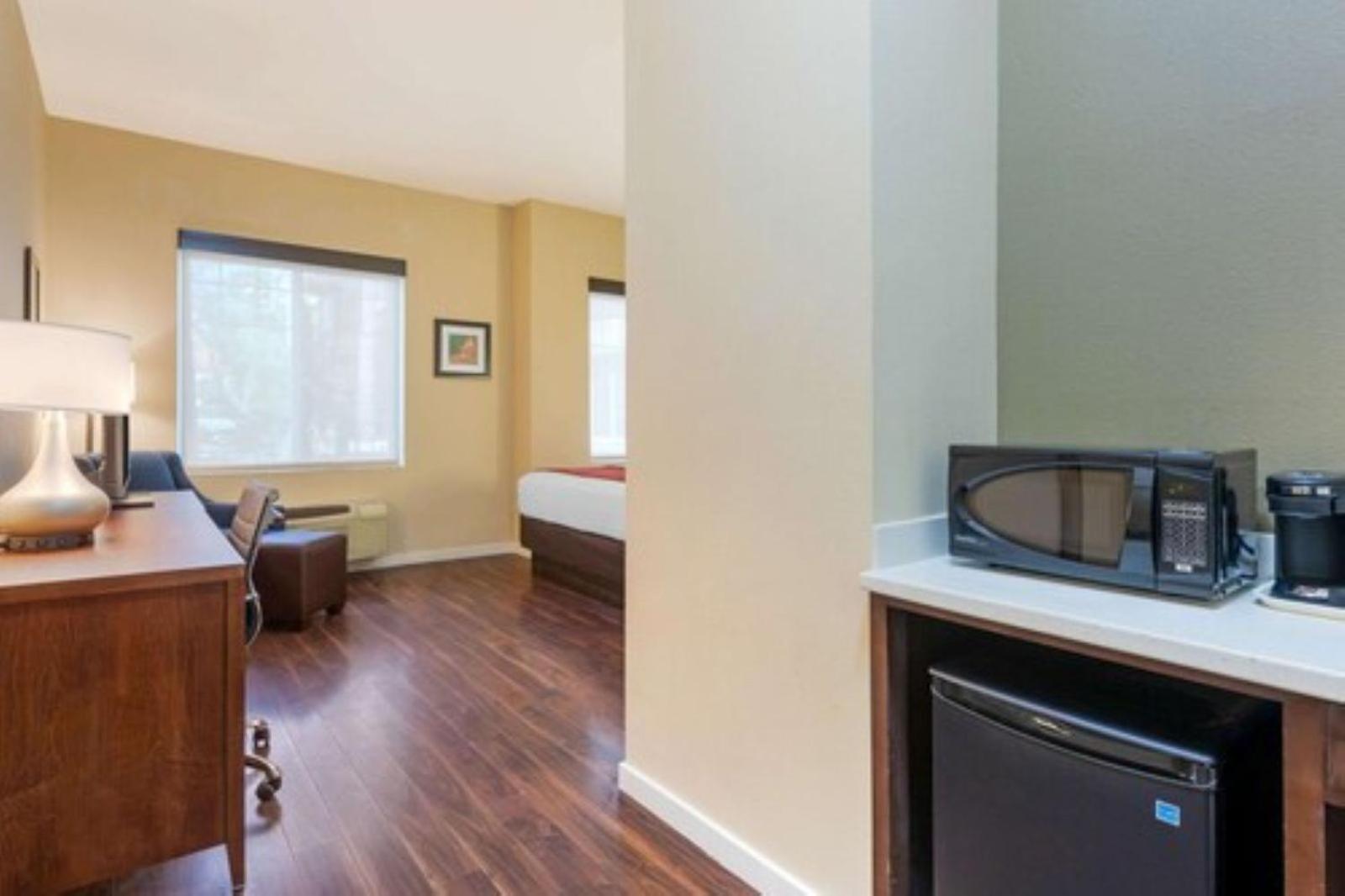 Comfort Inn & Suites Near Ontario Airport Esterno foto