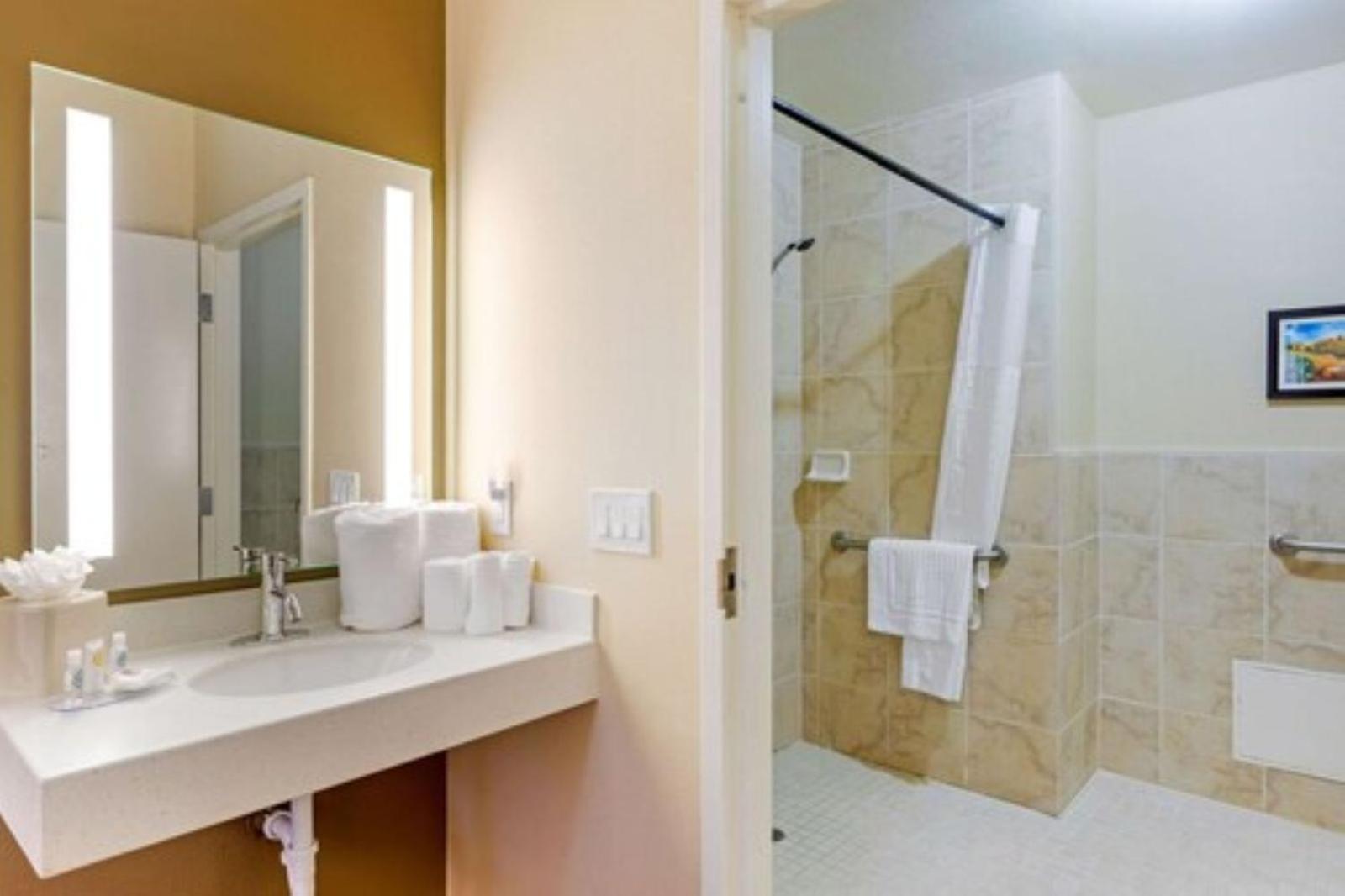 Comfort Inn & Suites Near Ontario Airport Esterno foto