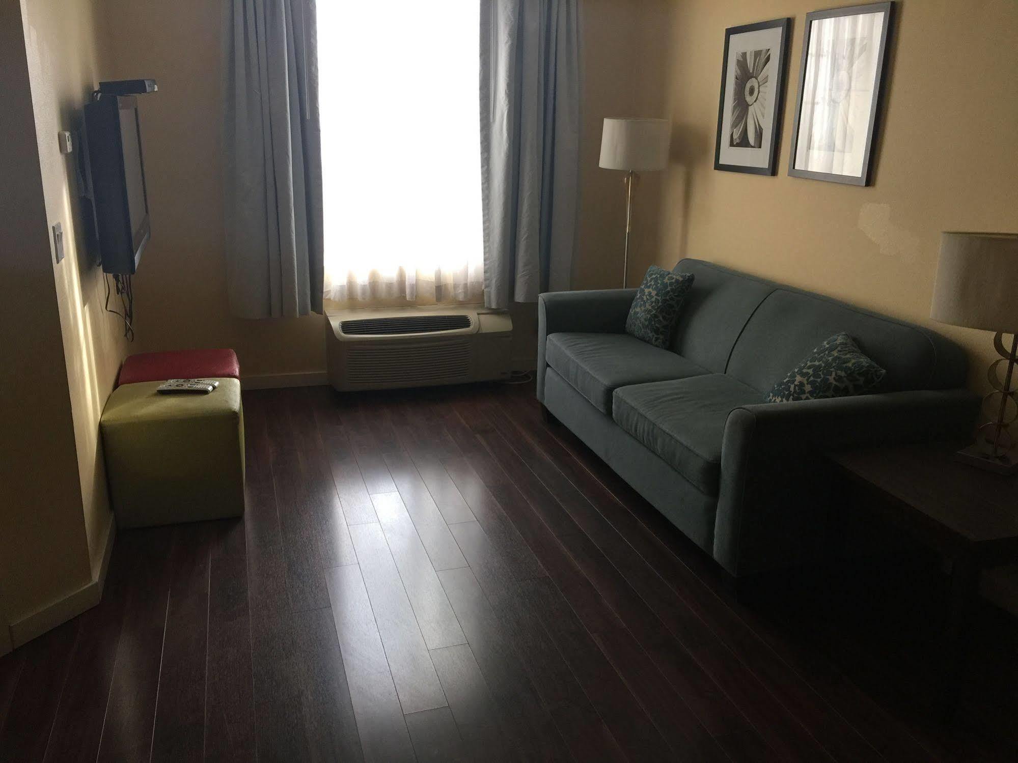Comfort Inn & Suites Near Ontario Airport Esterno foto